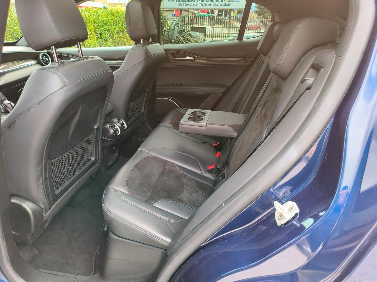 Alfa Romeo Stelvio 2.9 Bi-Turbo V6 510 CV AT8 Quadrifoglio