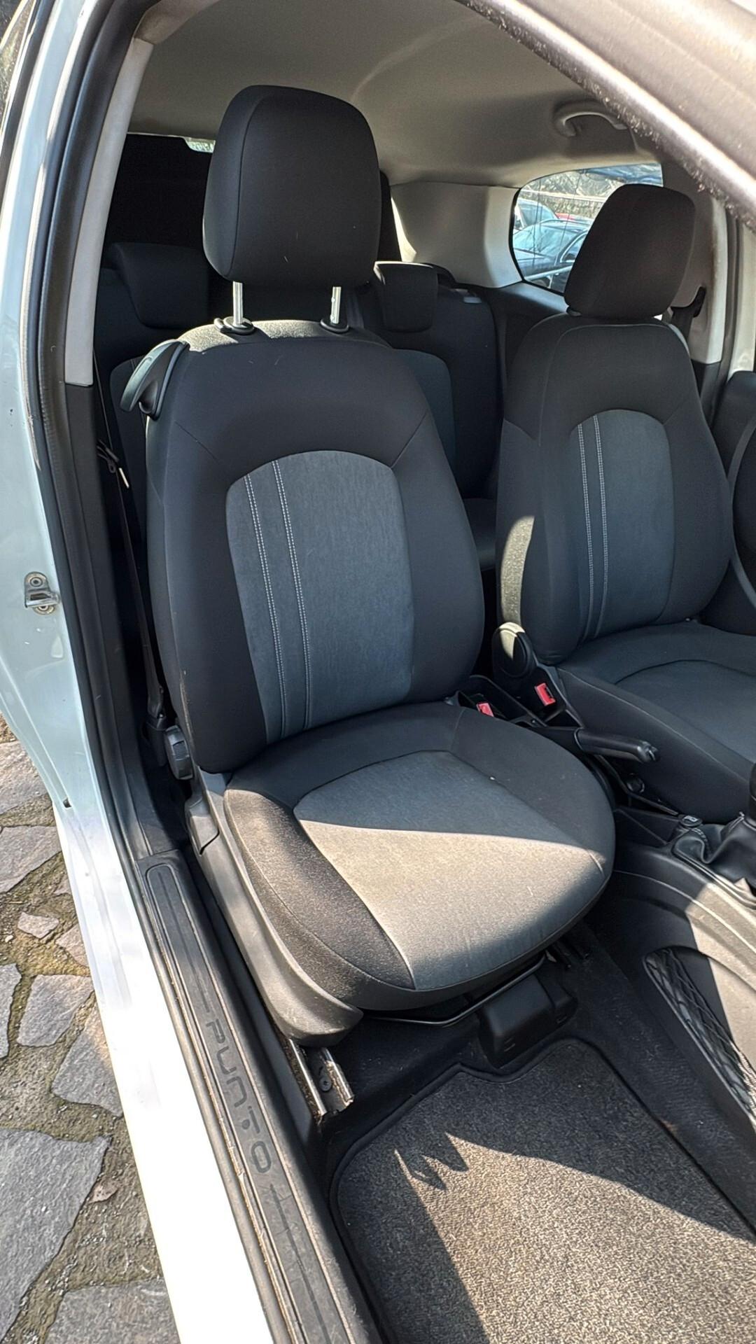 Fiat Punto 1.3 MJT II 75 CV NEOPATENTATI