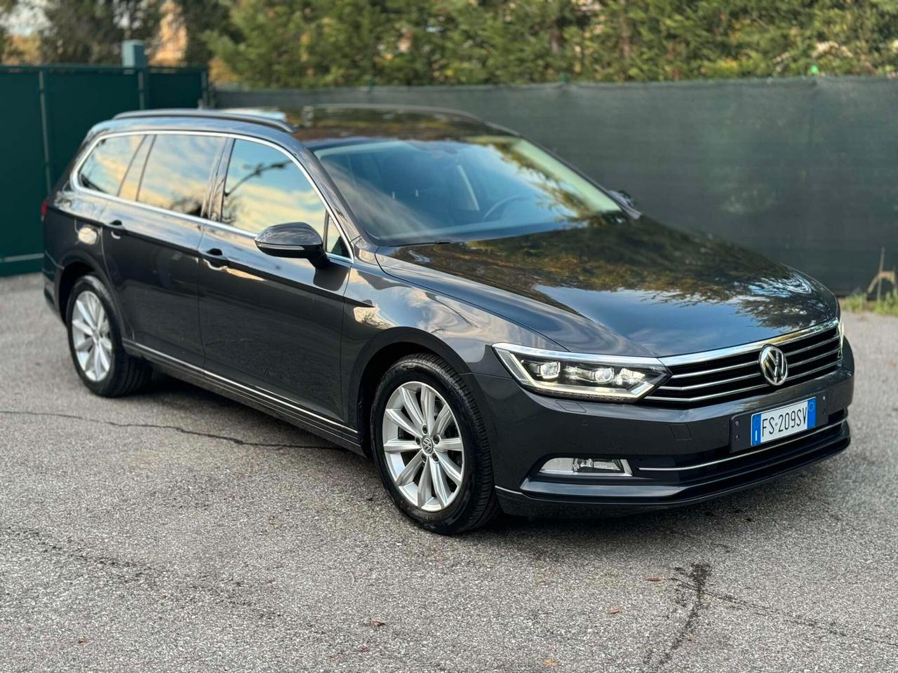 Volkswagen Passat Variant 1.6 TDI 120cv DSG BUSINESS BLUEMOTION TECH