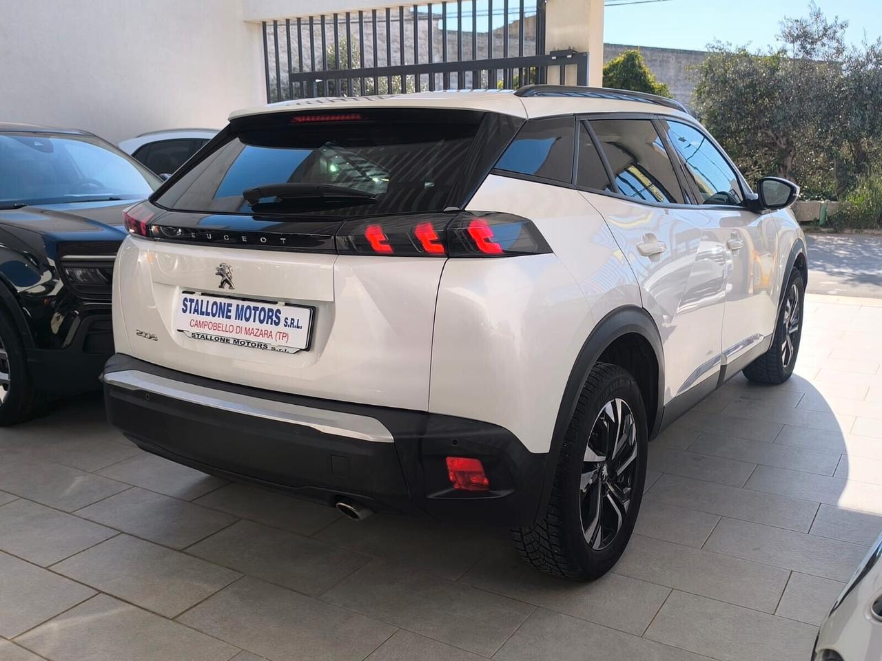 Peugeot 2008 1.5 BlueHDi 130 S&S EAT8 Allure 2021