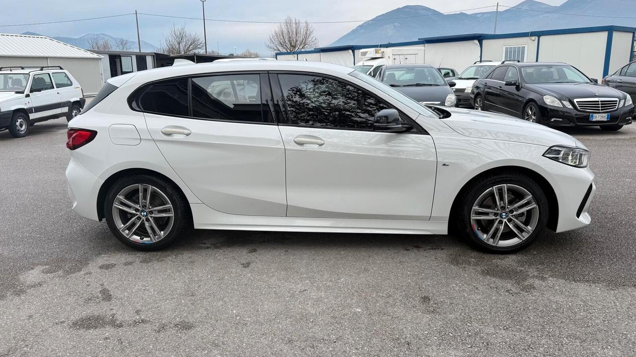 Bmw 116 116d 5p. Msport