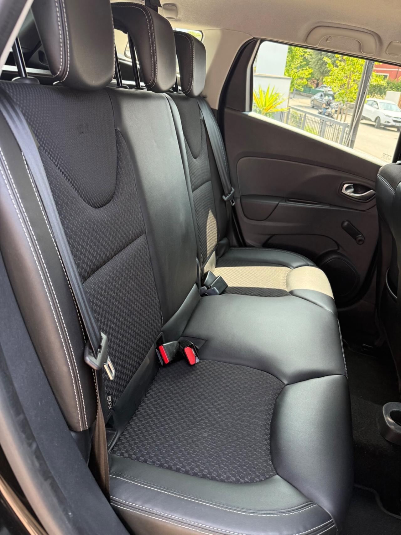 Renault Clio Sporter dCi 8V 90 CV Duel