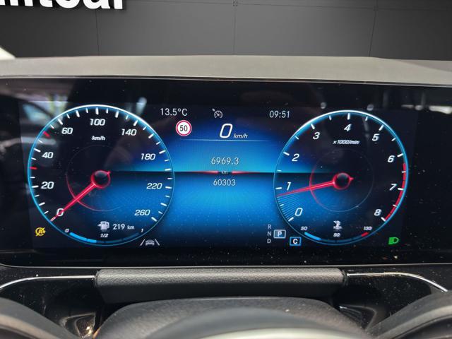 MERCEDES-BENZ GLA 180 Automatic Sport Plus