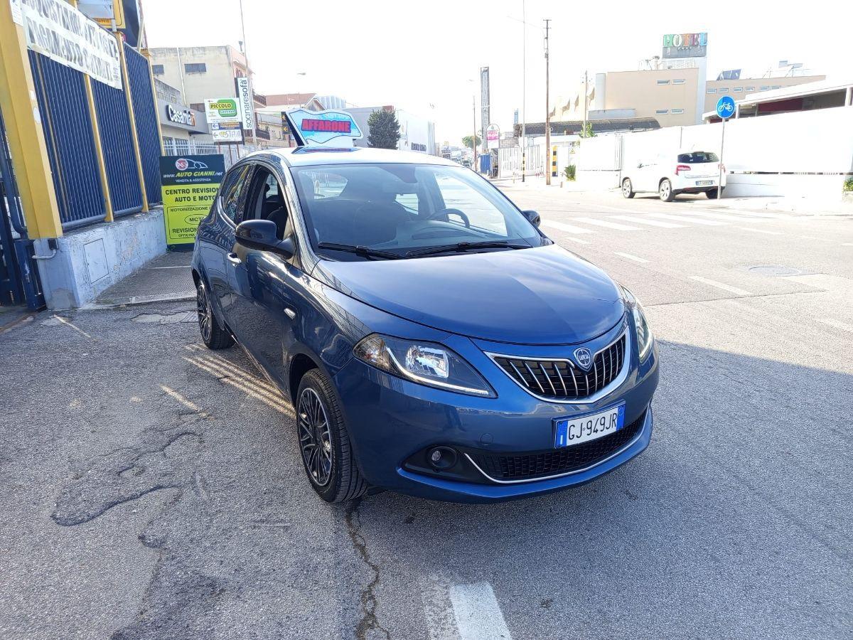 LANCIA Ypsilon 1.0 FireFly 5p. Hybryd Gold - 2022