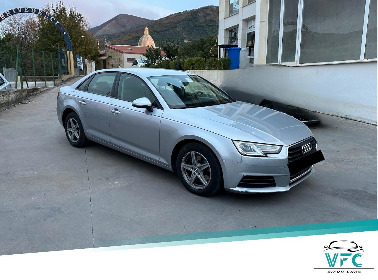 Audi A4 2.0 TDI 150 CV