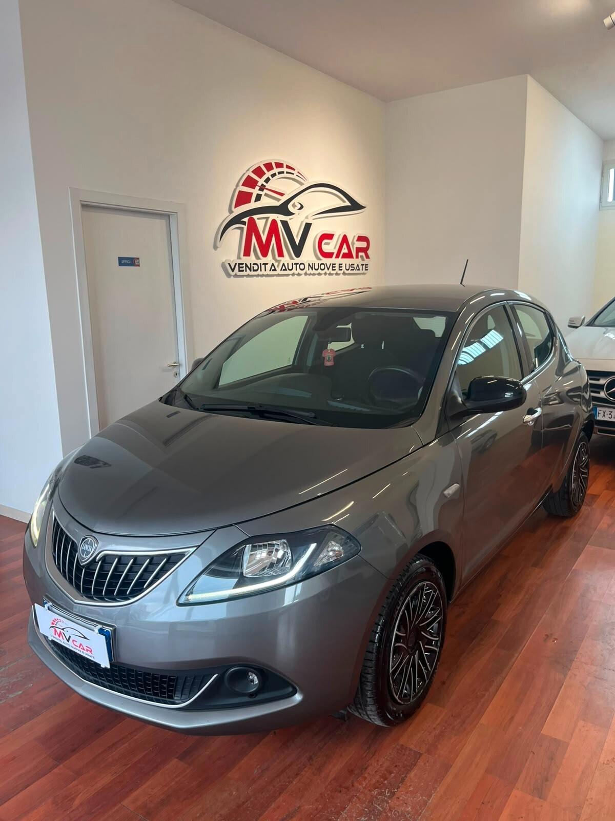 Lancia Ypsilon 1.0 FireFly 5 porte S&S Hybrid Gold Plus