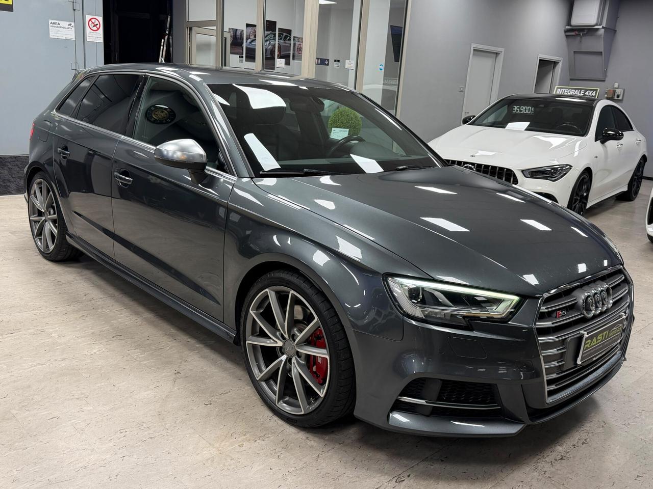Audi S3 SPB 2.0 TFSI quattro S tronic