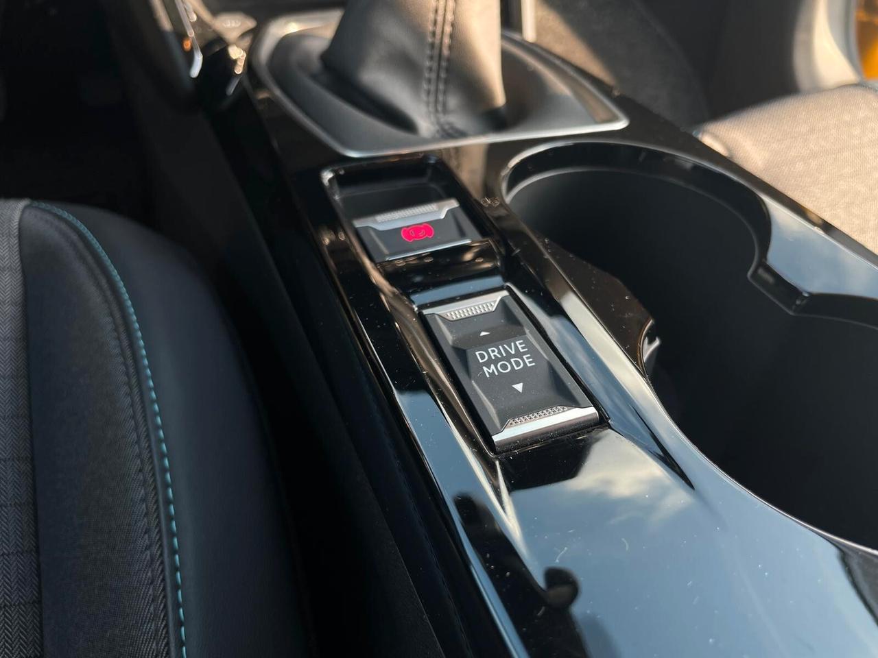 Peugeot 208 PureTech 100 Stop&Start 5 porte Allure