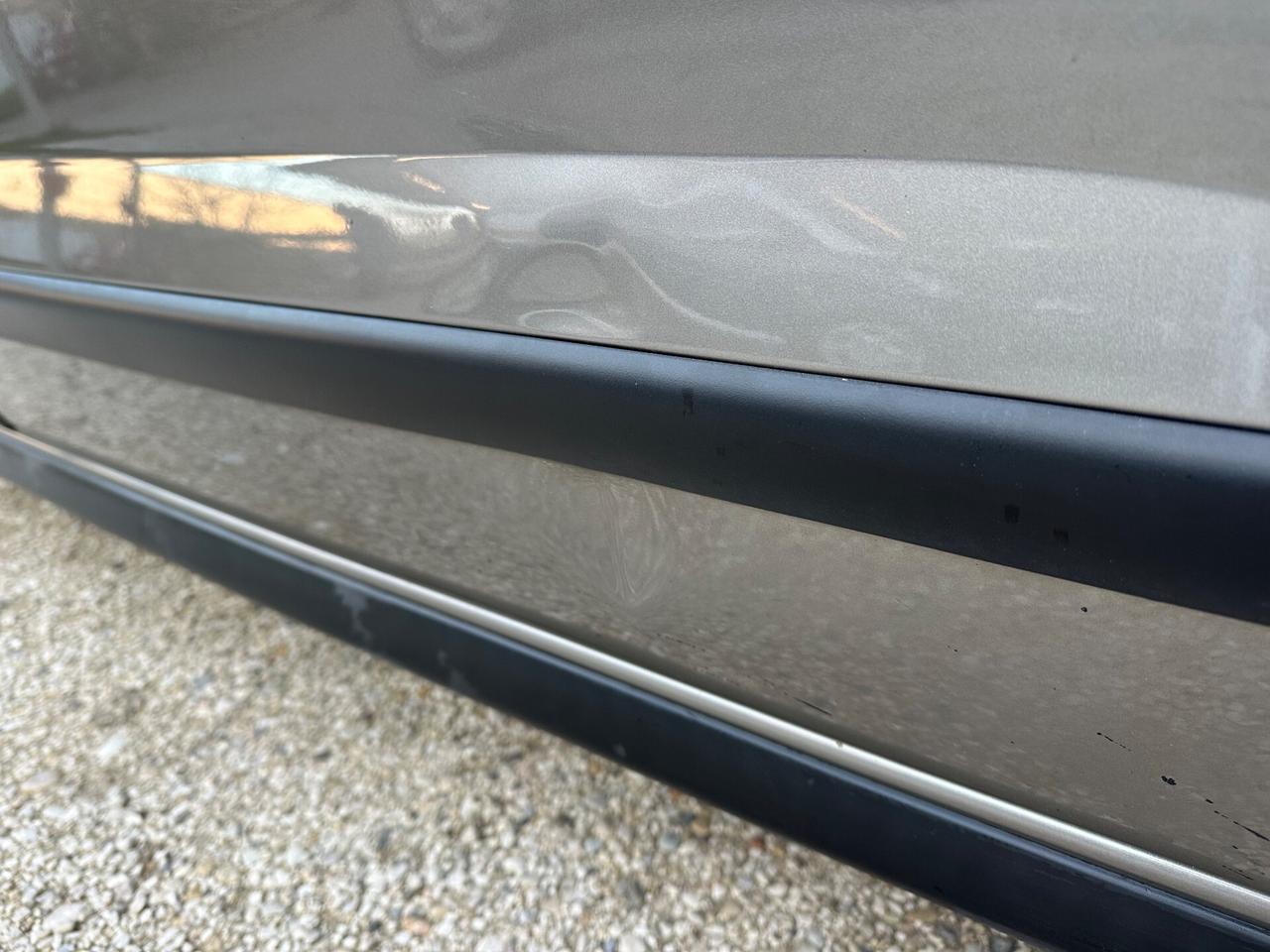 Peugeot 3008 1.6 HDi 110CV cambio robotizzato