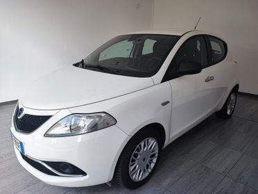Lancia Ypsilon 0.9 TwinAir 85 CV 5 porte S&S DFN Gold