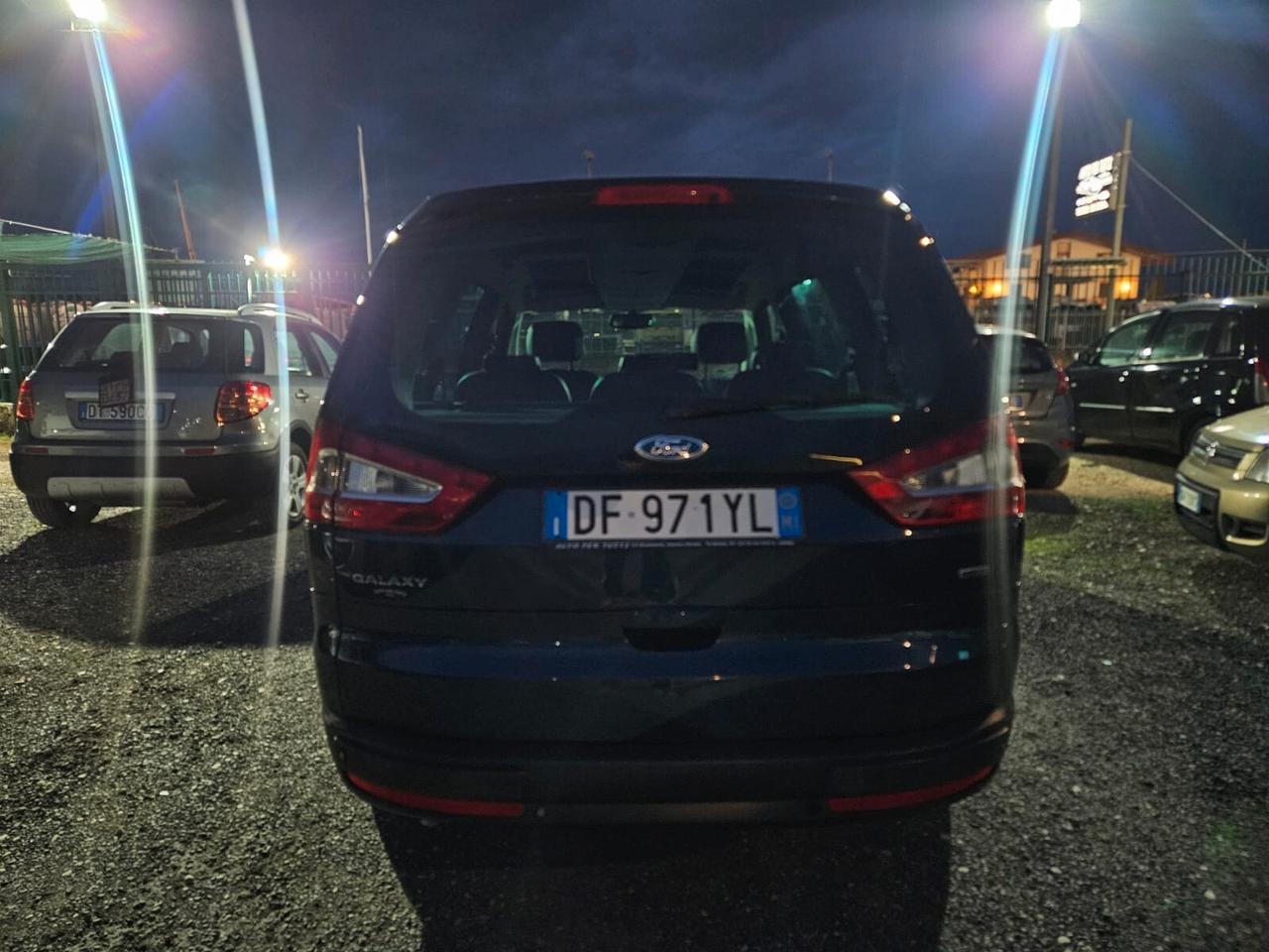 Ford Galaxy 2.0 TDCi 140 CV Ghia