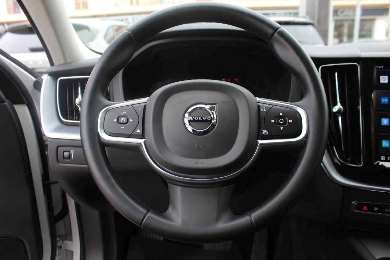 Volvo XC 60 XC60 B4 (d) Geartronic Momentum Pro