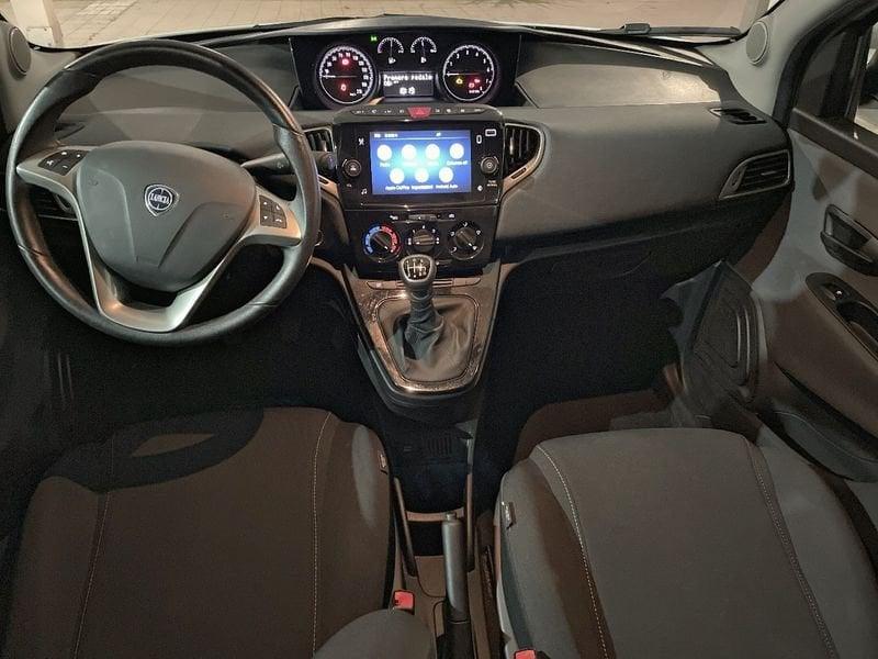 Lancia Ypsilon 1.0 FireFly 70cv S&S Hybrid GOLD