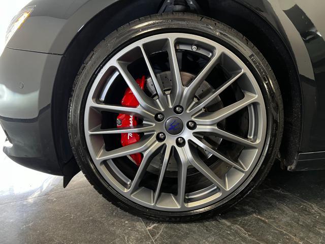 MASERATI Ghibli V6 430 CV Gransport SQ4