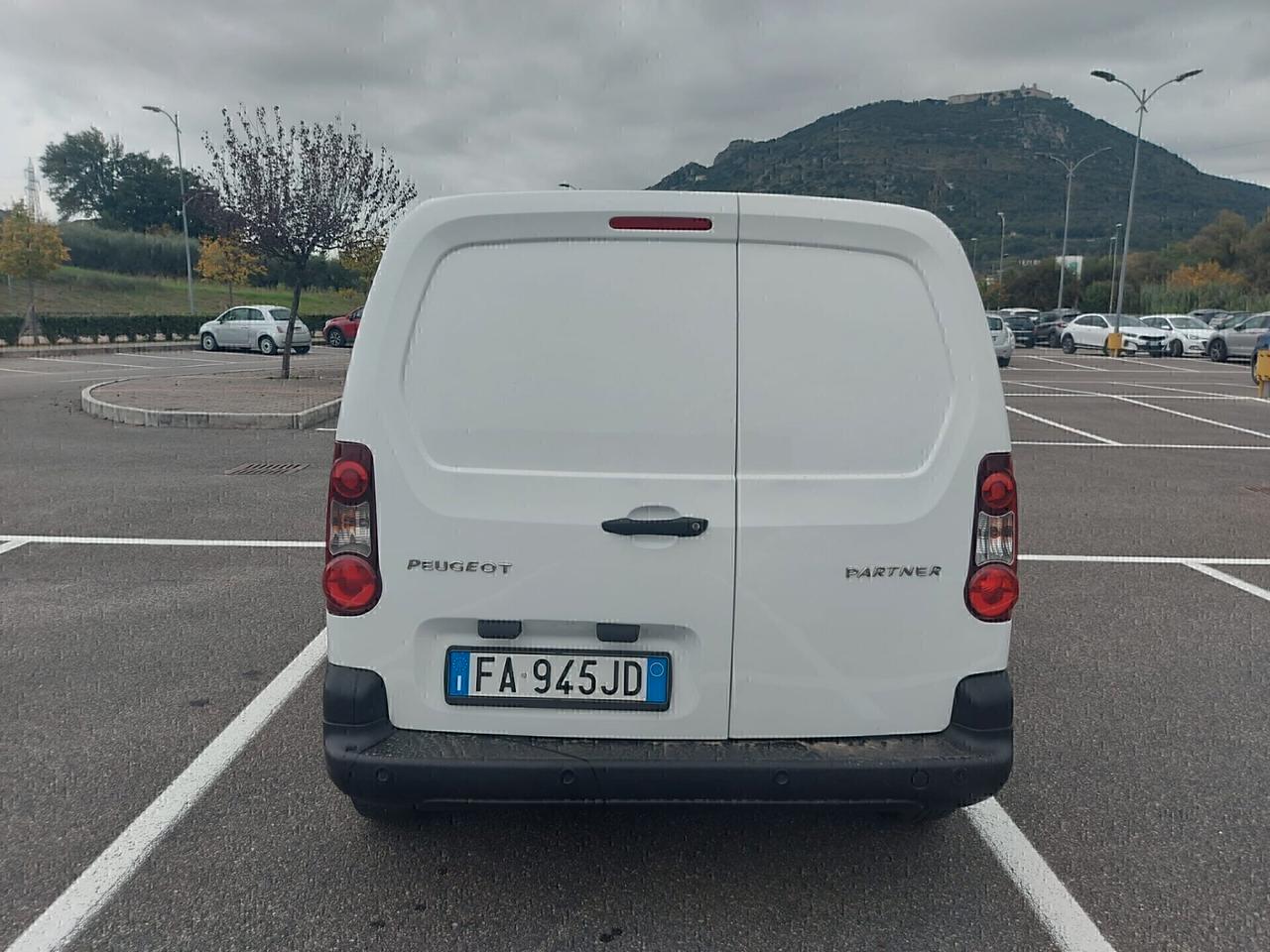 Peugeot Partner 1.6HDI 90cv autocarro