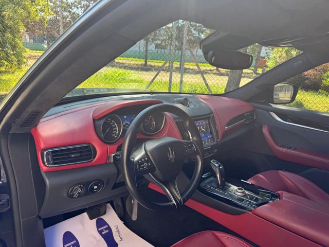 MASERATI Levante V6 Diesel 275 CV Q4 Granlusso