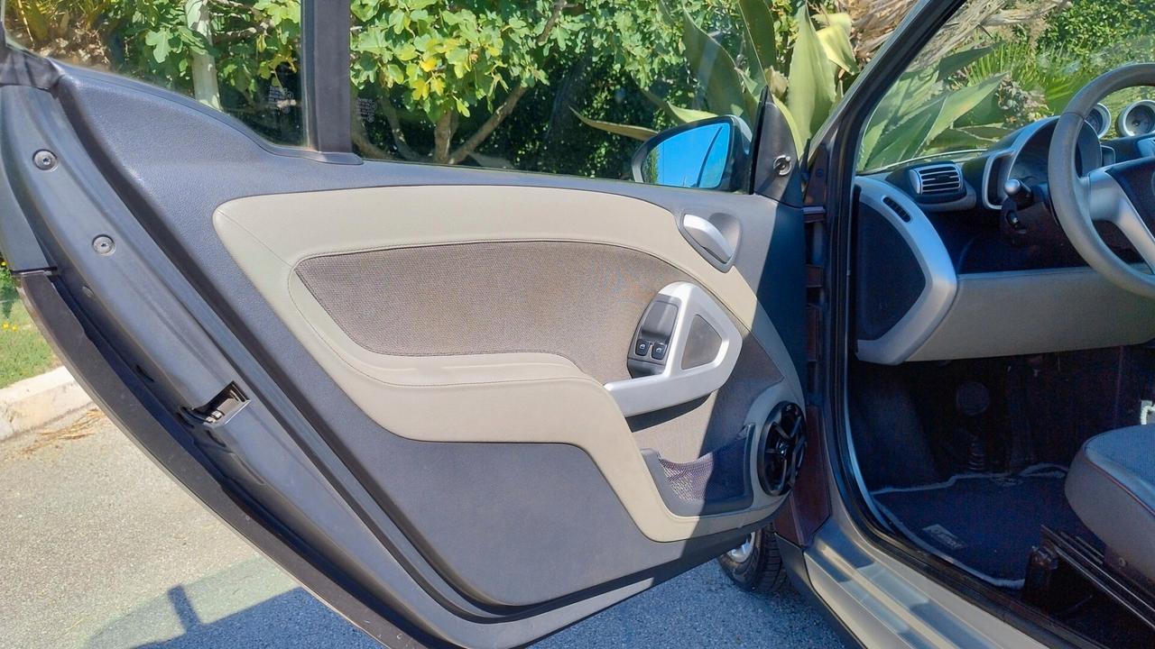 Smart ForTwo 1000 52 kW coupé pure