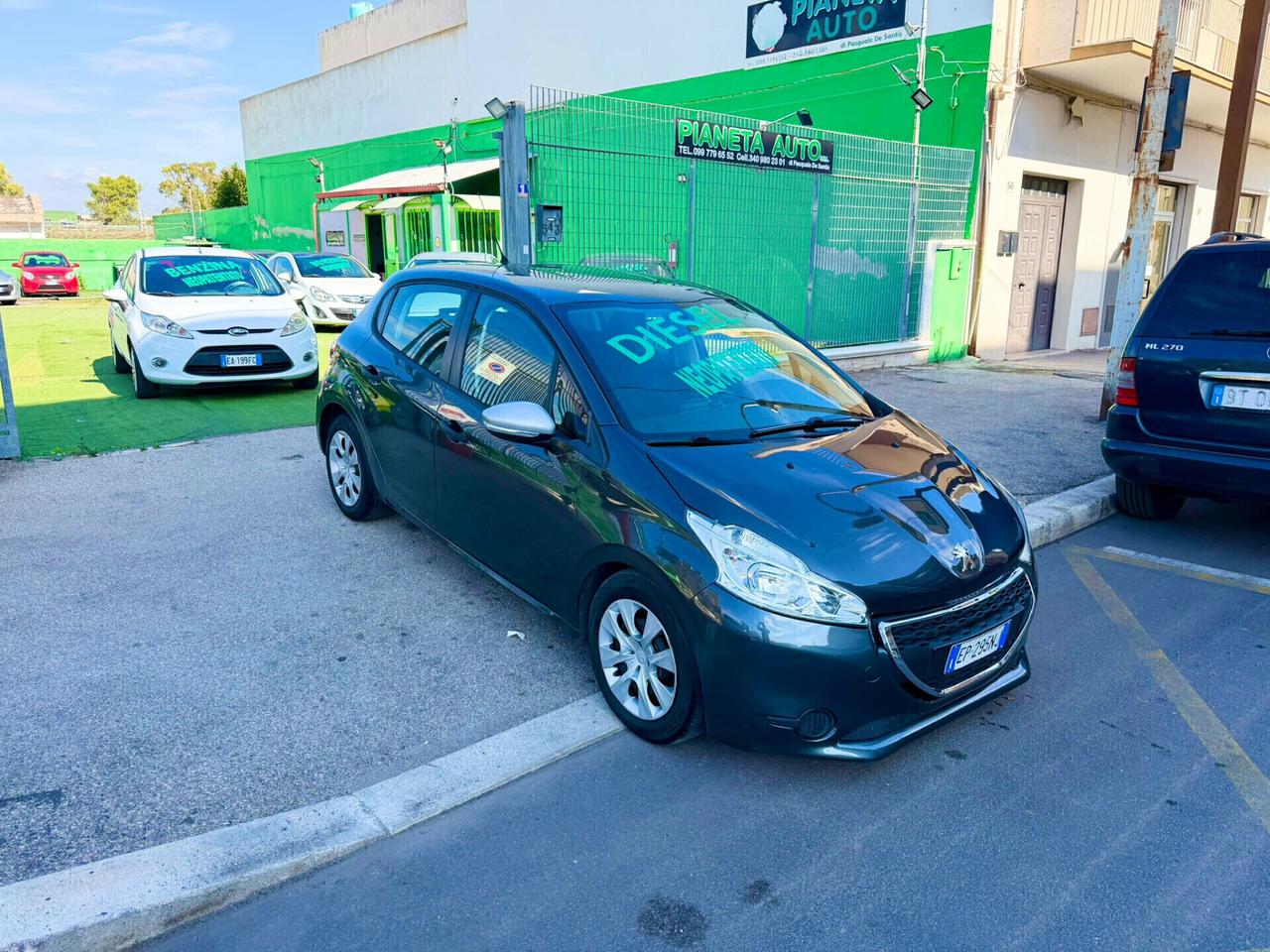 Peugeot 208 1.4 HDi 68 CV 5 porte Allure