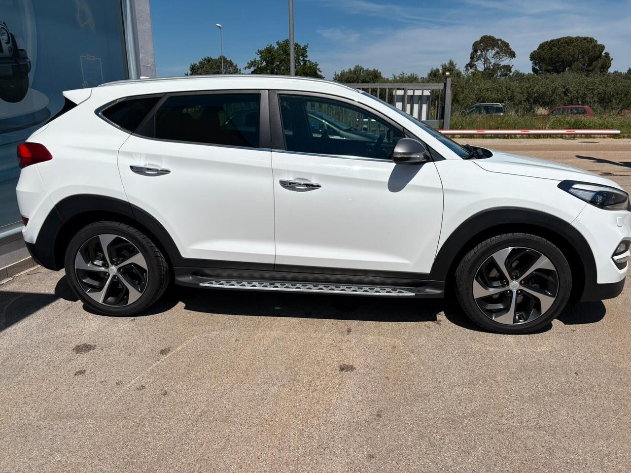 Hyundai Tucson 1.7 CRDi DCT XPossible