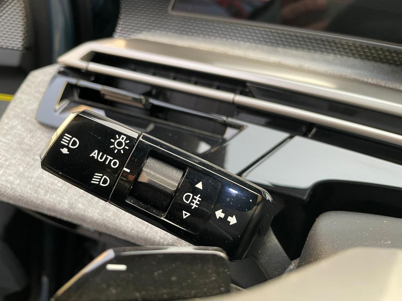 Peugeot 3008 Hybrid 145 e-DCS6 GT