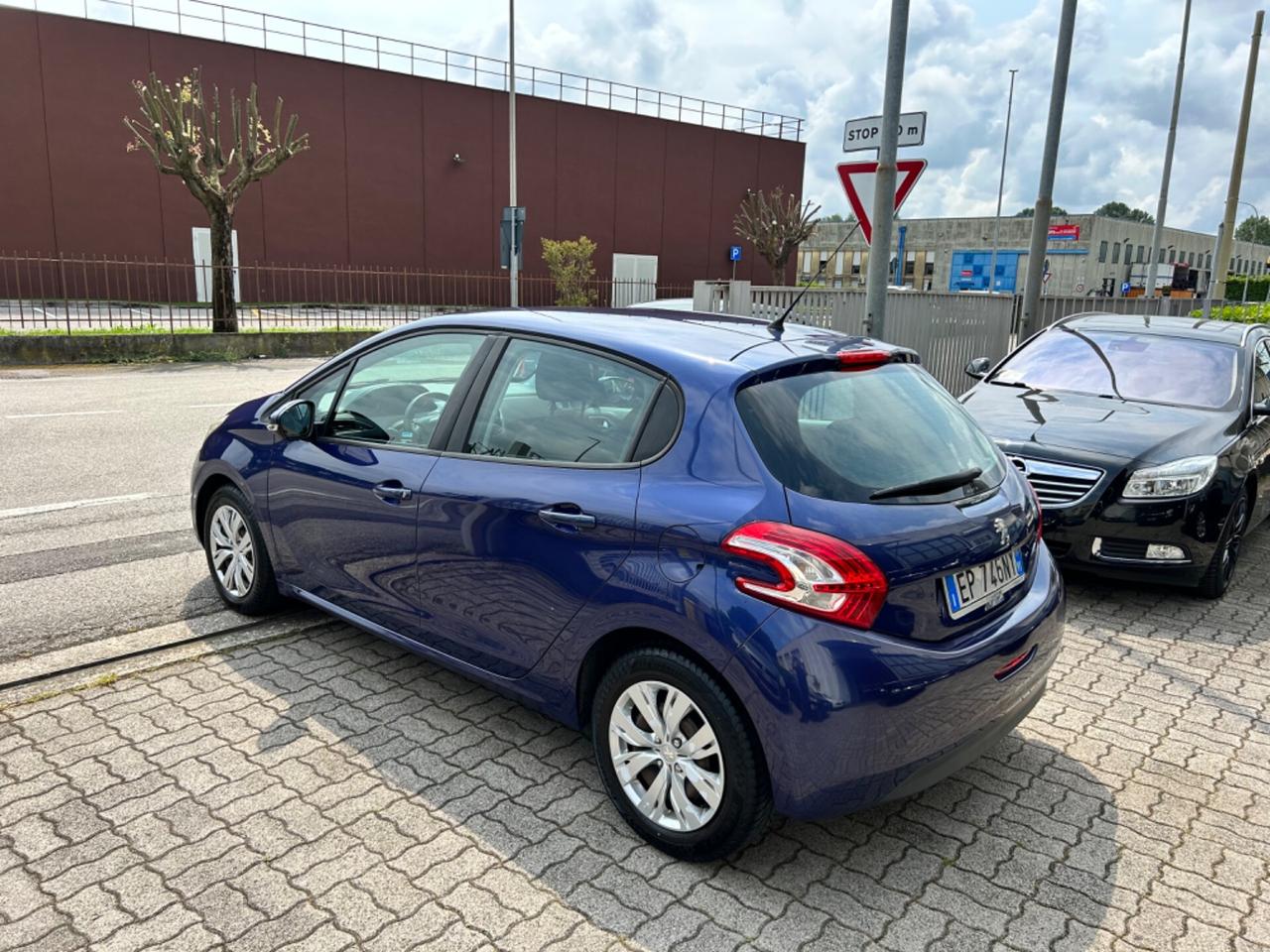 Peugeot 208 1.2 VTi 82 CV NEOPATENTATI