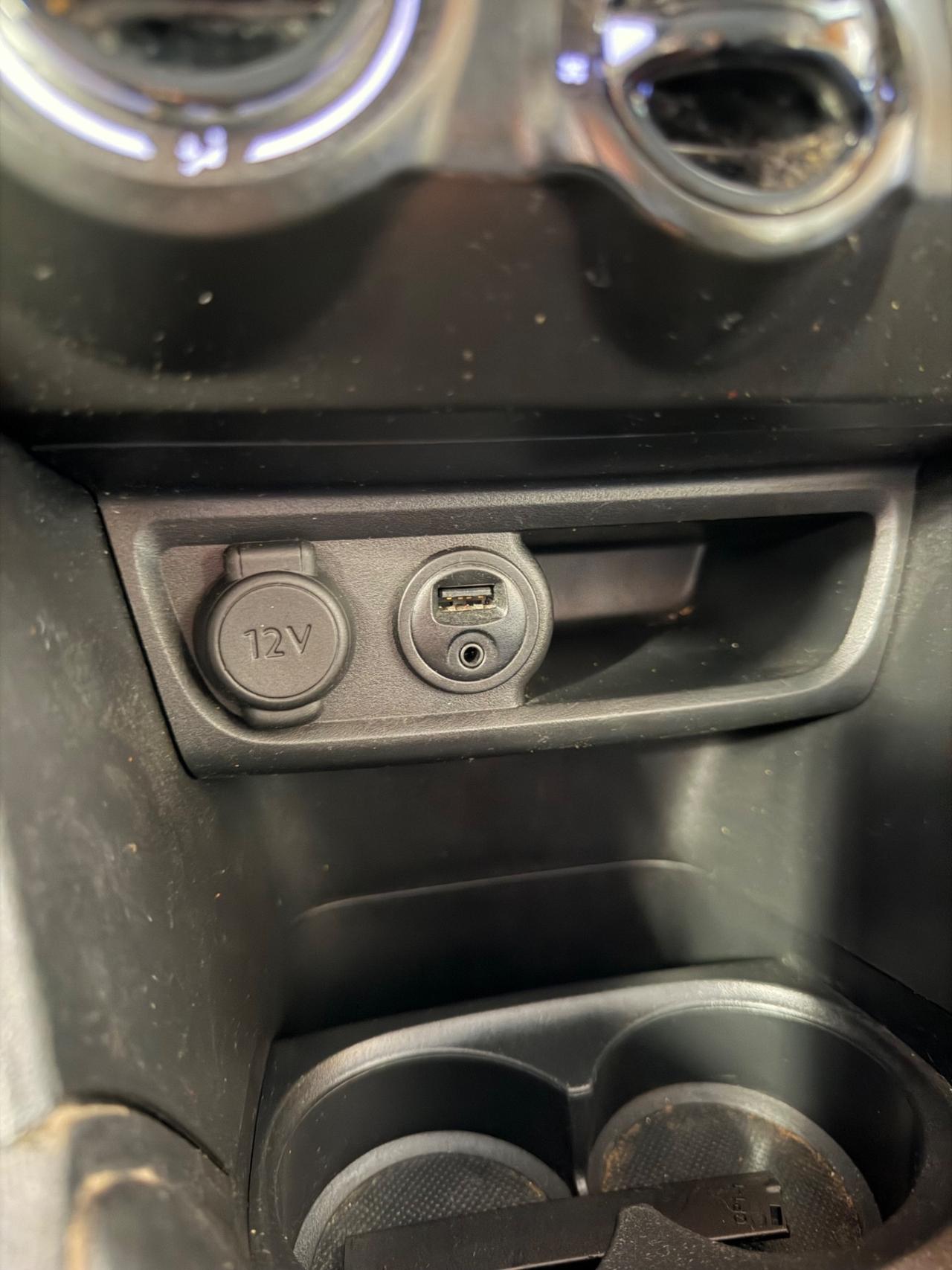 Peugeot 208 1.2 Neopatentati Euro 6
