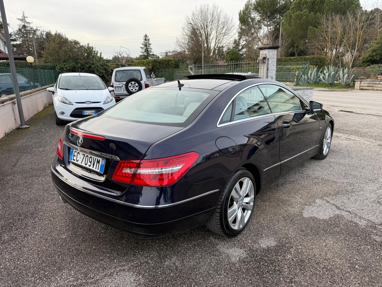 Mercedes-benz E 220 CDI Coupé Avantgarde