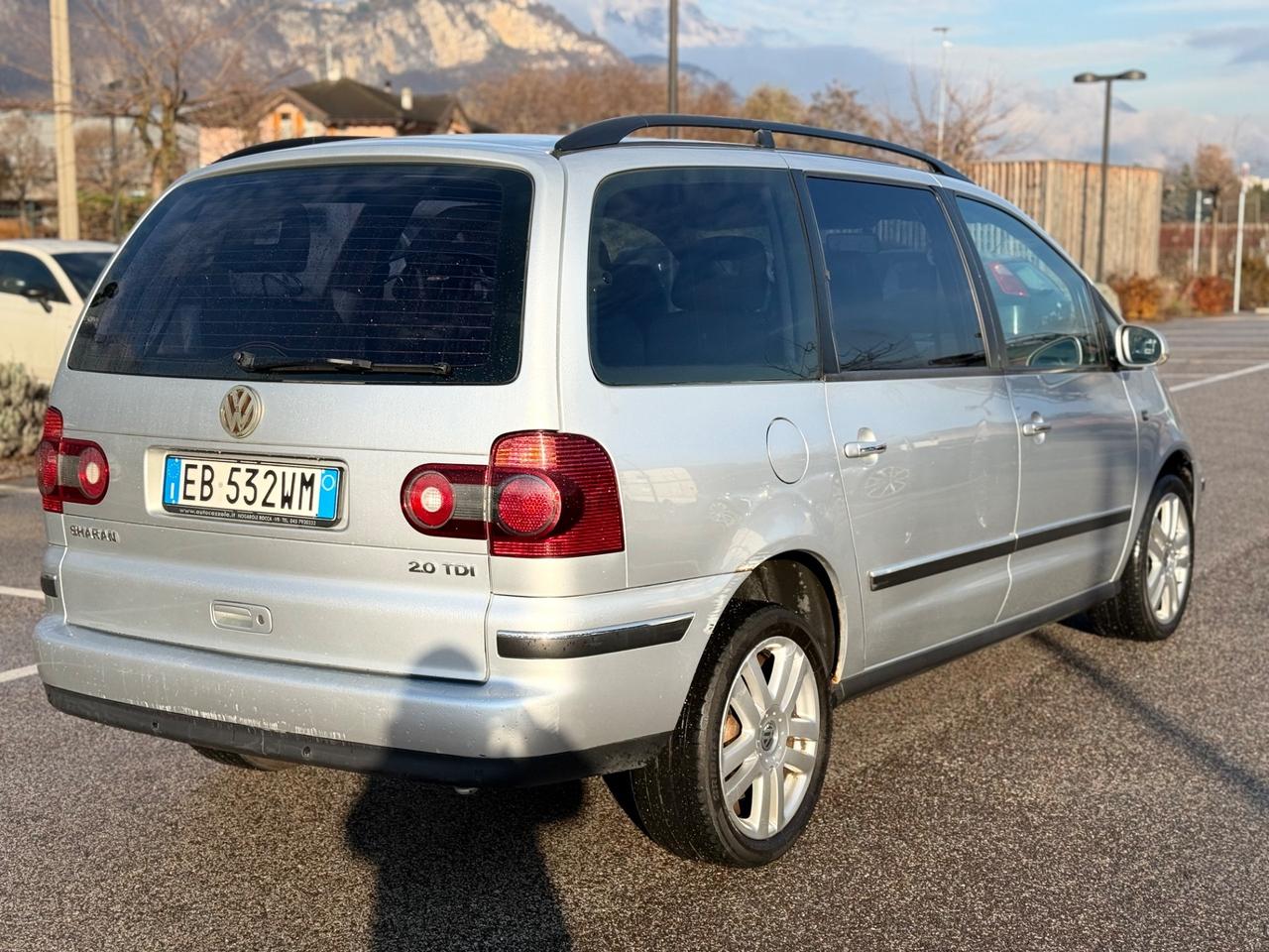 Volkswagen Sharan 2.0 TDI 140cv RESTYLING