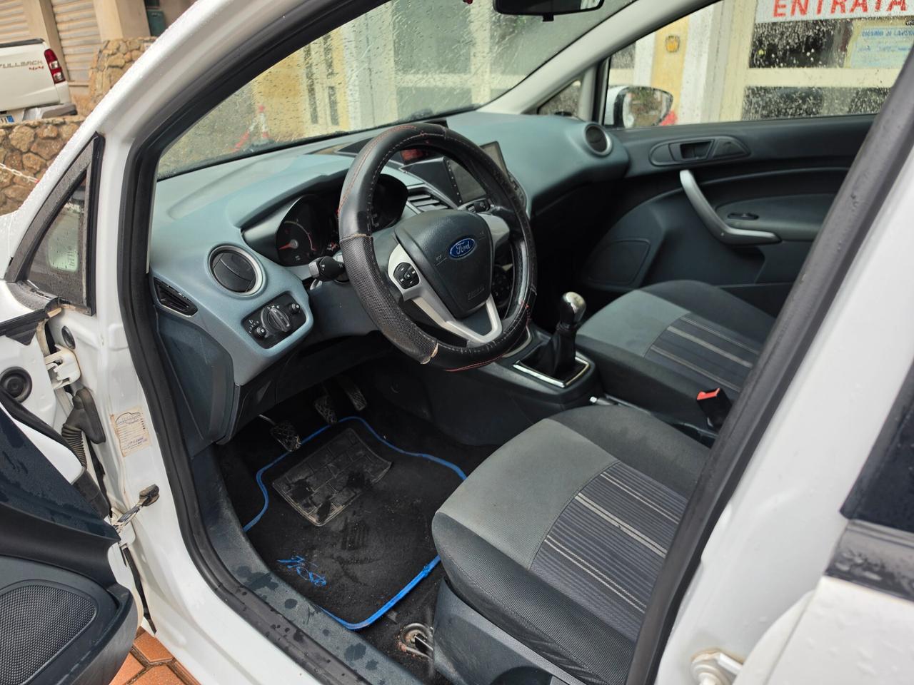 Ford Fiesta 1.4 TDCi 5p. Titanium
