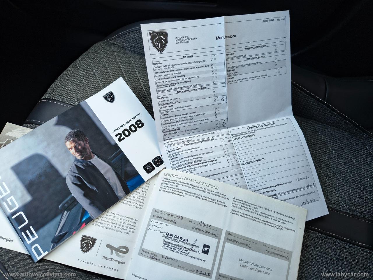 PEUGEOT 2008 BlueHDi 130 S&S EAT8 Allure