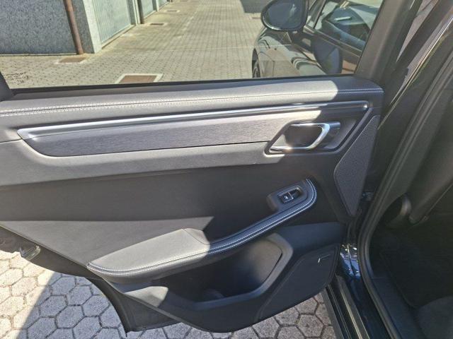 PORSCHE Macan 3.0 GTS