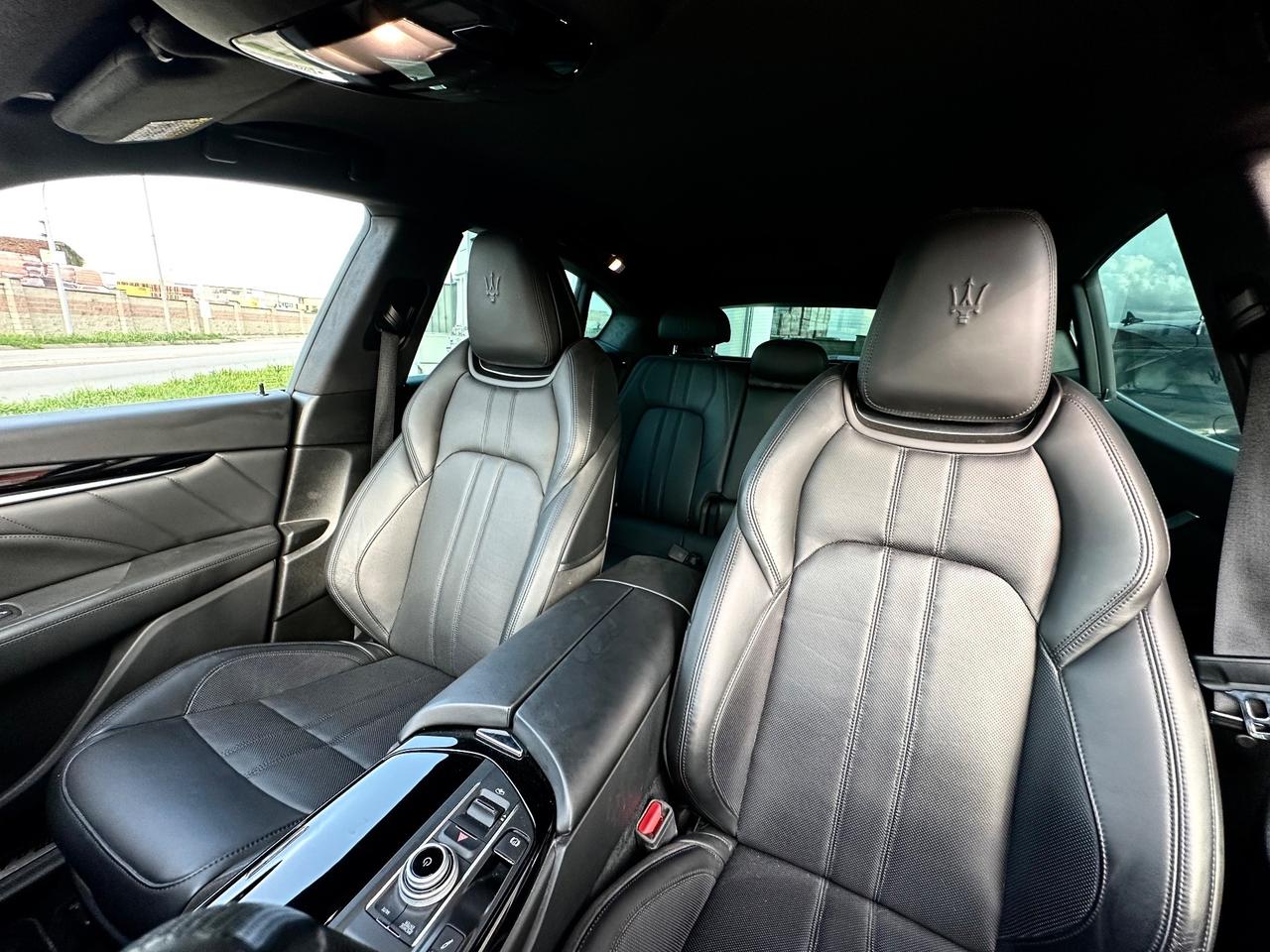 Maserati Levante V6 350 CV AWD Modena