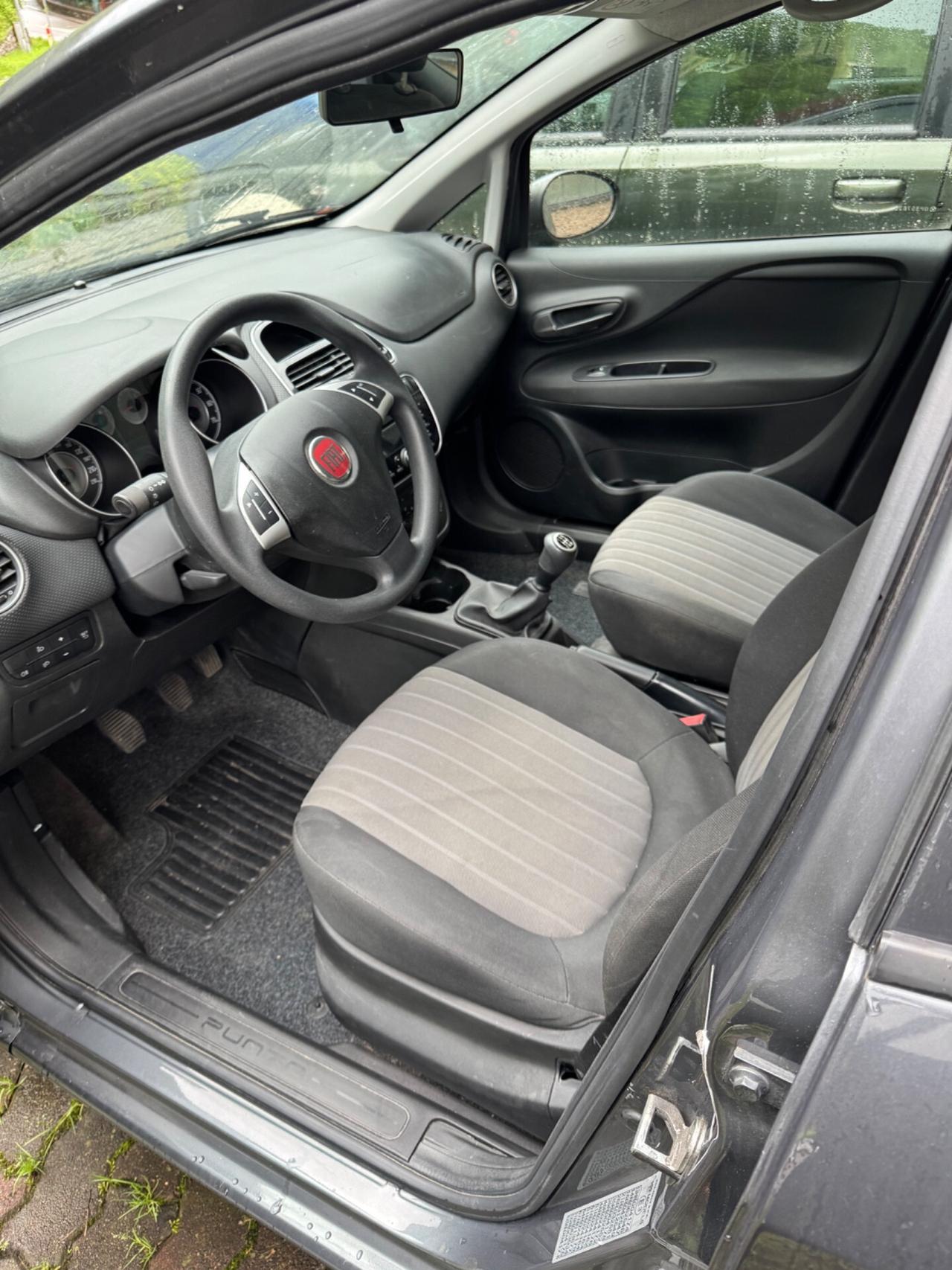 Fiat Punto 1.3 MJT II S&S 95 CV 5 porte Street