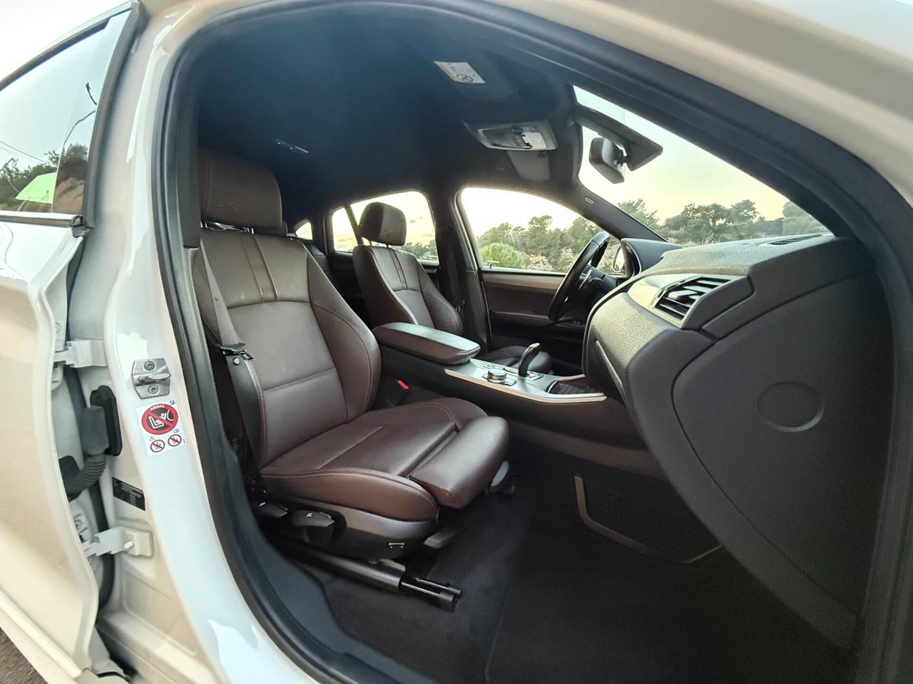 BMW X4 M-SPORT/2.0 X-Drive 190CV/CERCHI 20"/PELLE/LED