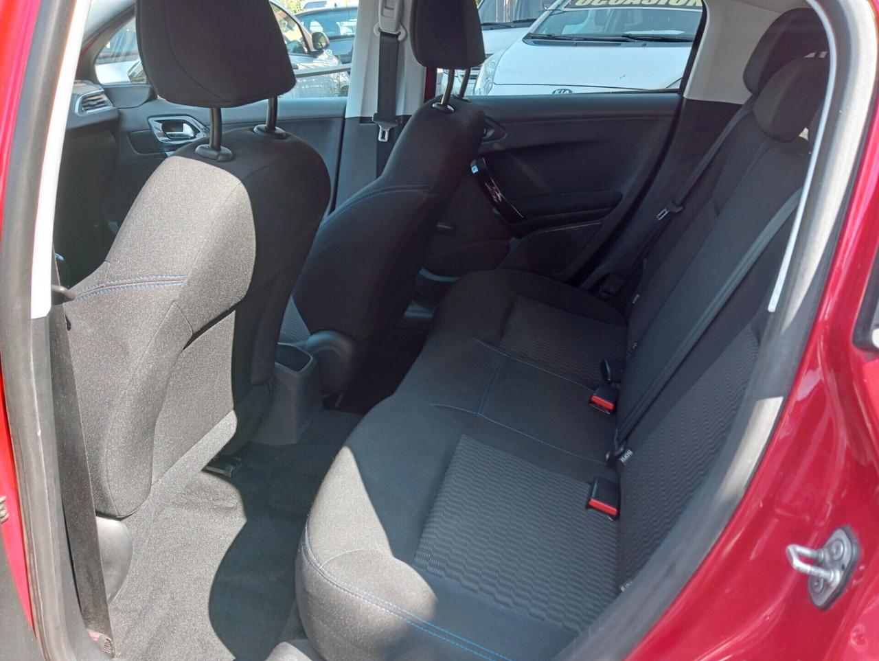 Peugeot 208 BlueHDi 75 S&S 3 porte Active OK neopatentati