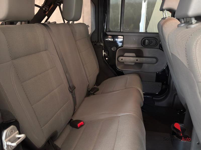 Jeep Wrangler Unlimited 3.8L Sahara auto