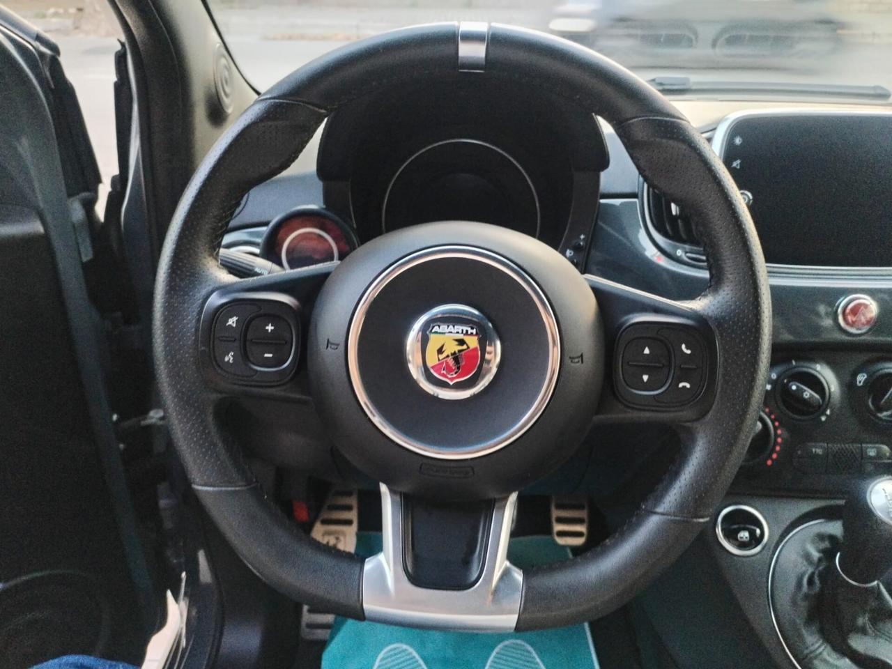 Abarth 595 1.4 Turbo T-Jet 145 CV