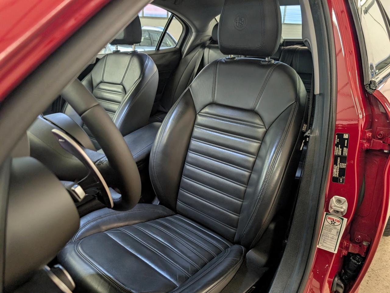 Alfa Romeo Giulia 2.2 Turbodiesel 210 CV AT8 AWD Q4 Veloce