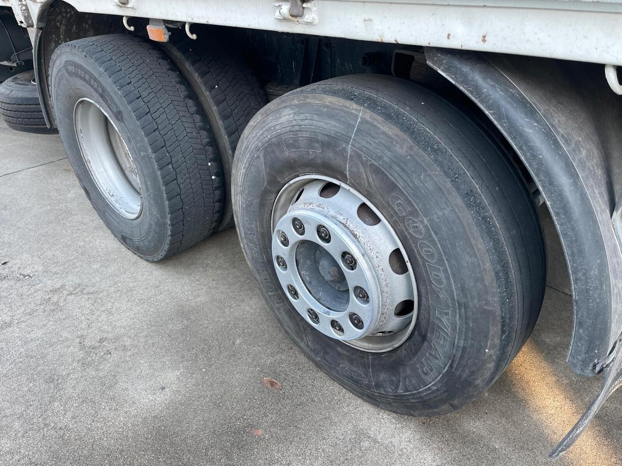 DAF 95 XF-430 - ALZA E ABBASSA ELETTRICO - POMPA MECCANICA