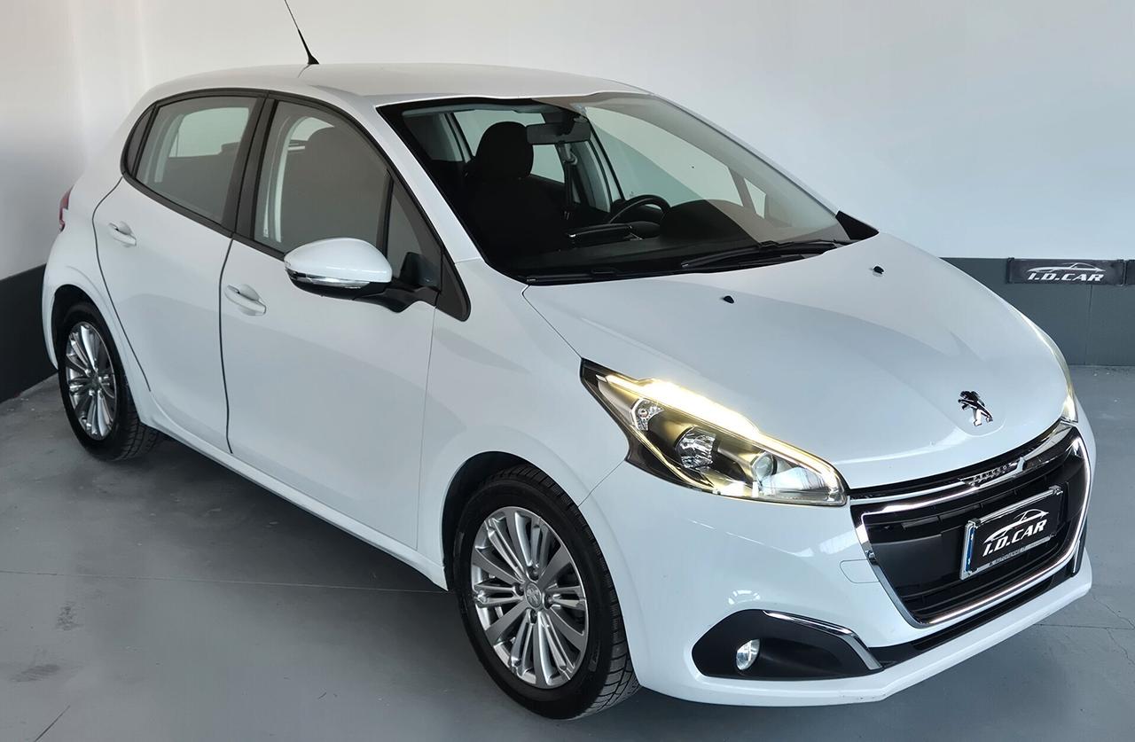 Peugeot 208 PureTech 82 5 porte Allure (NEOPATENTATI)