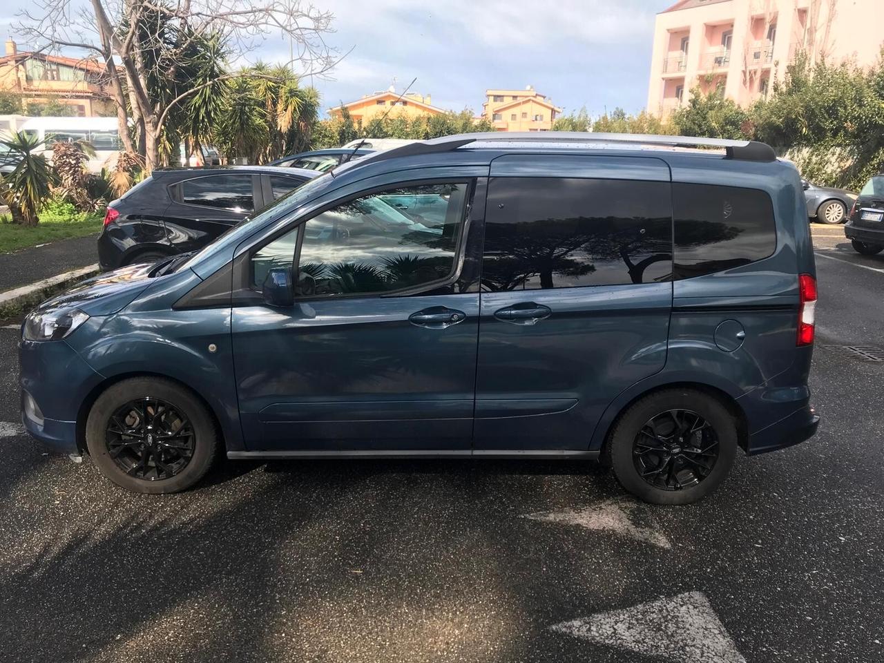 Ford Tourneo Courier 1.5 tdci 75cv plus