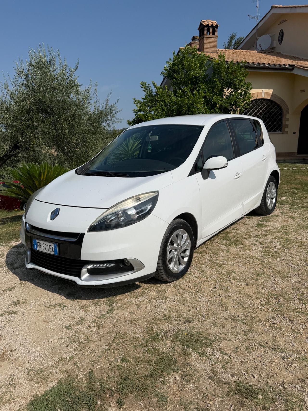 Renault Scenic Scénic XMod 1.5 dCi 110CV EDC Live