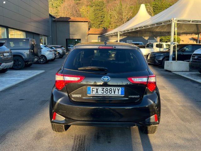 TOYOTA Yaris 1.5 Hybrid 5 porte Business