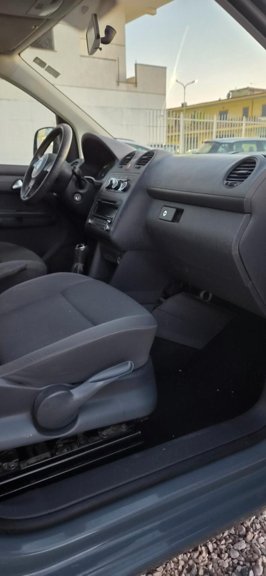 Volkswagen Caddy 2.0 Ecofuel 5p. Highline Maxi 7posti