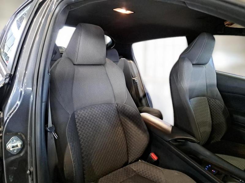 TOYOTA C-HR 1.8H 98CV E-CVT Business