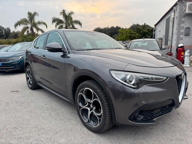 Alfa Romeo Stelvio 2.2 Turbodiesel 190 CV AT8 Q4 Sport-Tech