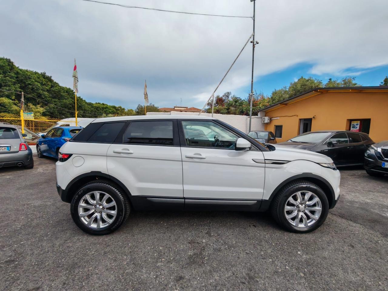 Land Rover Range Evoque 2.2 Sd4 5p. Prestige