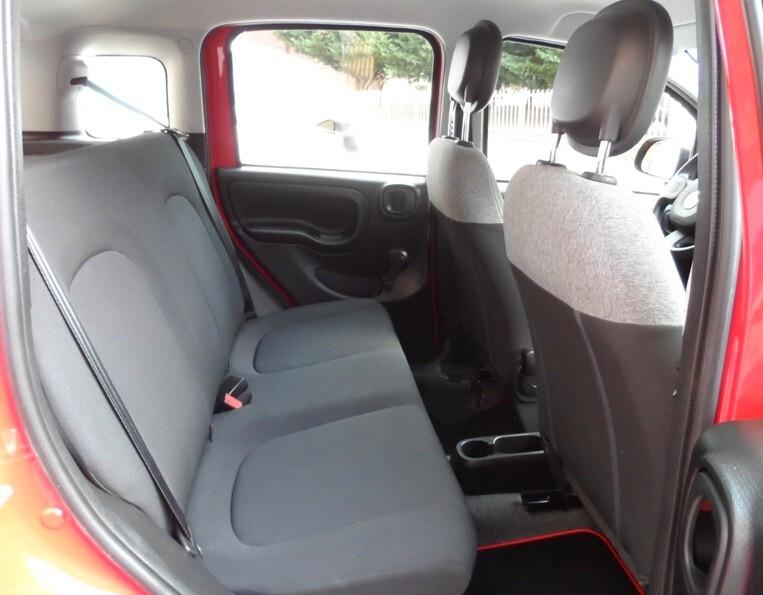 Fiat Panda 1.0 FireFly 70 CV Hybrid Easy