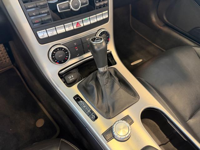 MERCEDES-BENZ SLK 200 CGI Sport