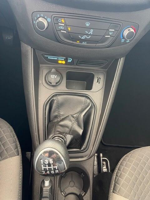 Ford Tourneo Courier 1.0 EcoBoost 100 CV Plus